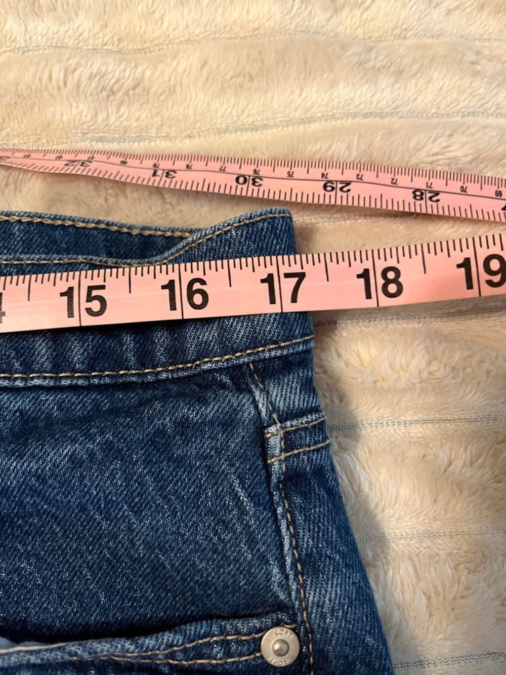 Loft Wide-Leg Cropped High Waisted Blue Jeans With Distressed Hem - Picture 4 of 7